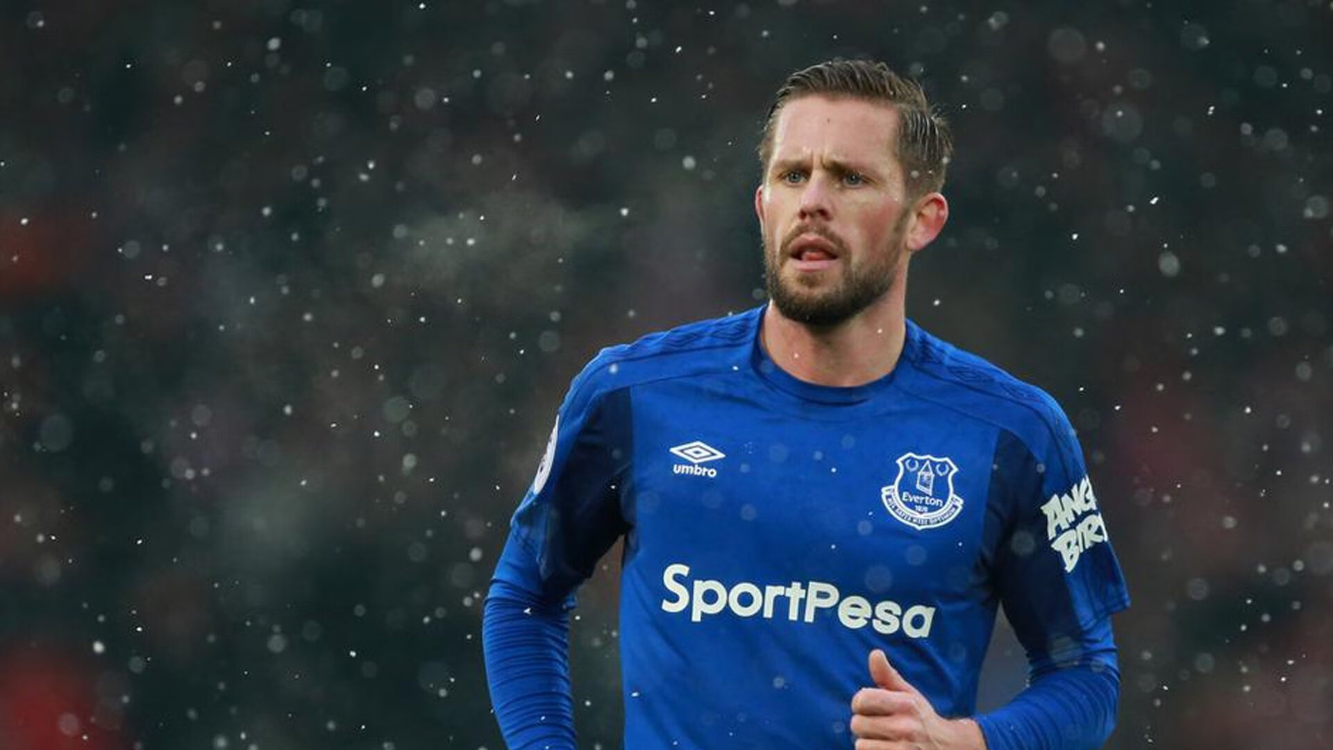 开云app下载-广州队引进外援，锋线实力大增，广州队的外援